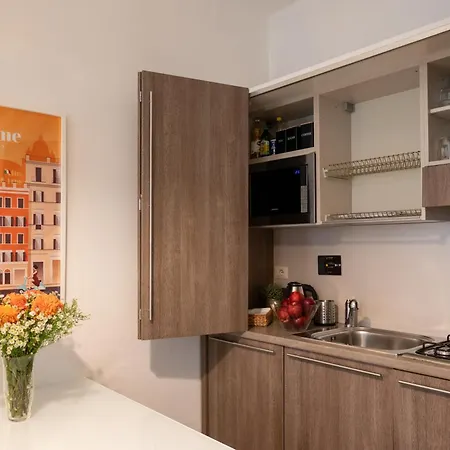 Banchi Vecchi Navona * ローマ